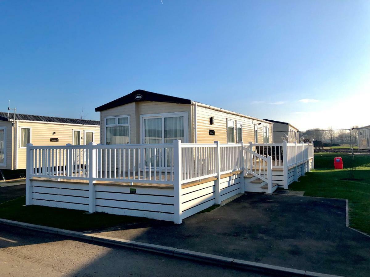 Relaxing Holiday Home With Hot Tub At Tattershall Lakes Exterior foto