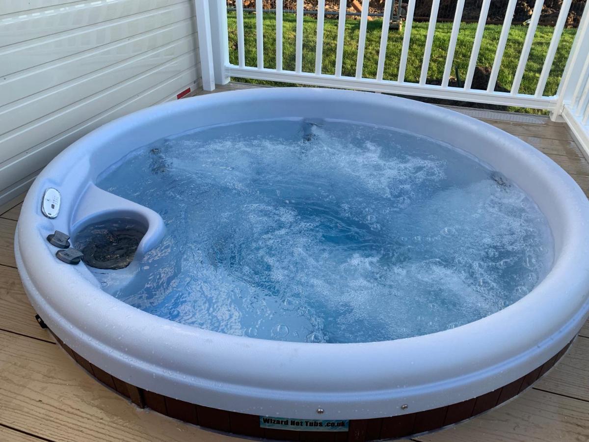 Relaxing Holiday Home With Hot Tub At Tattershall Lakes Exterior foto